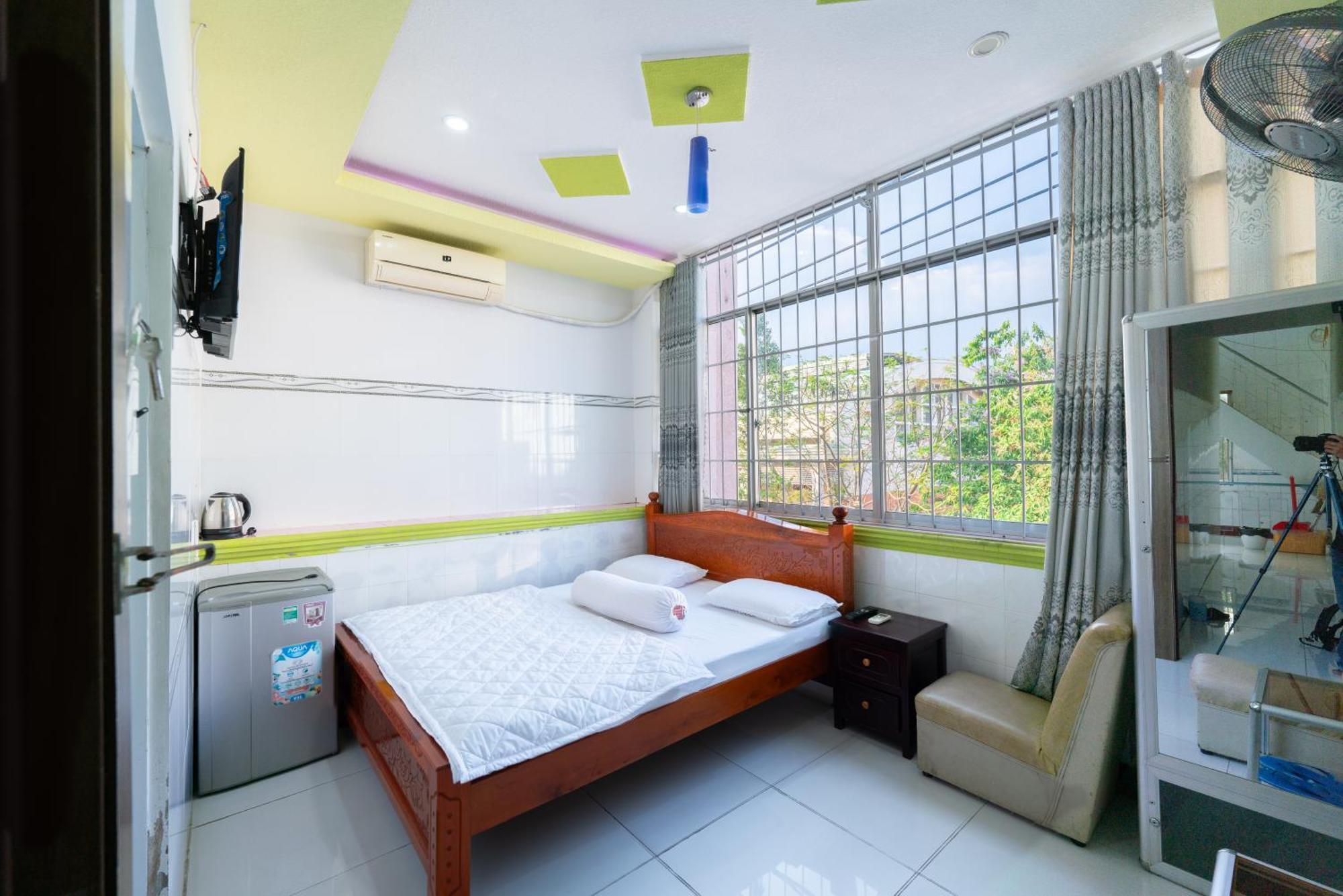 Thien Thanh Hotel Vĩnh Long Exterior foto