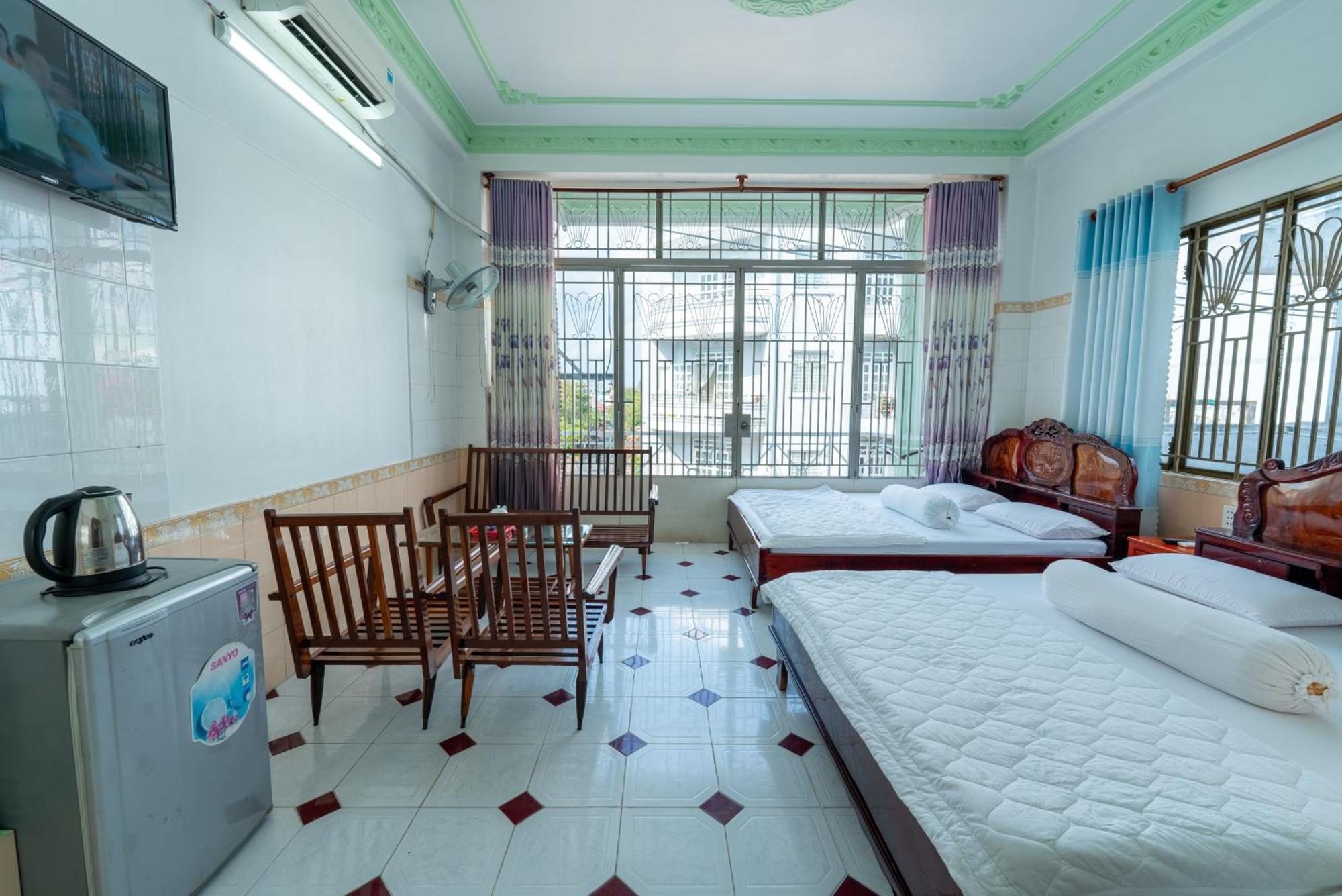 Thien Thanh Hotel Vĩnh Long Exterior foto